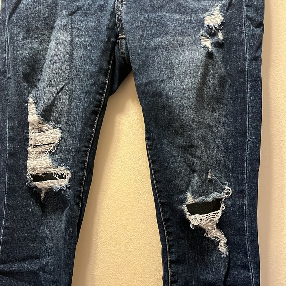 Ripped Dark Jeans - Picture 2 of 4
